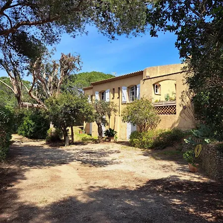 Bastide Presqu Ile De Giens Superbe Vue Piscine Villa Hyères