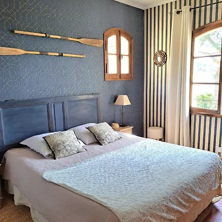 Bastide Presqu Ile De Giens Superbe Vue Piscine * Hyères