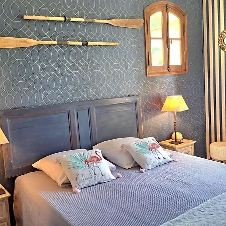 Bastide Presqu Ile De Giens Superbe Vue Piscine Villa Hyères