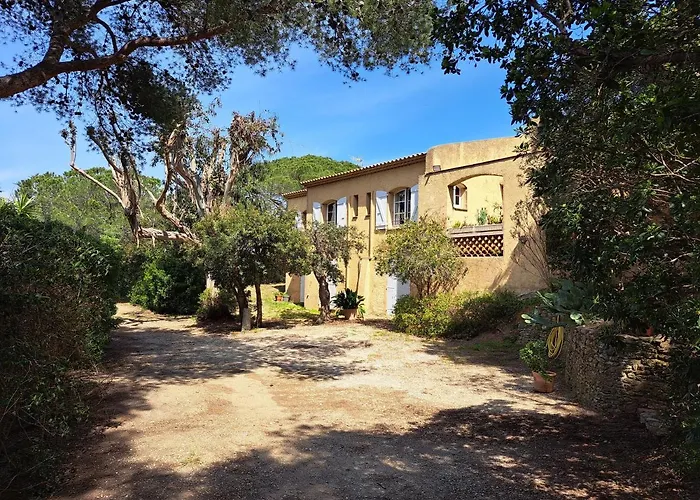 Bastide Presqu Ile De Giens Superbe Vue Piscine Villa Hyeres