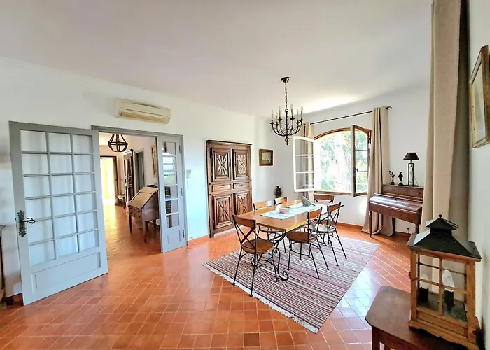 Bastide Presqu Ile De Giens Superbe Vue Piscine Villa Hyeres