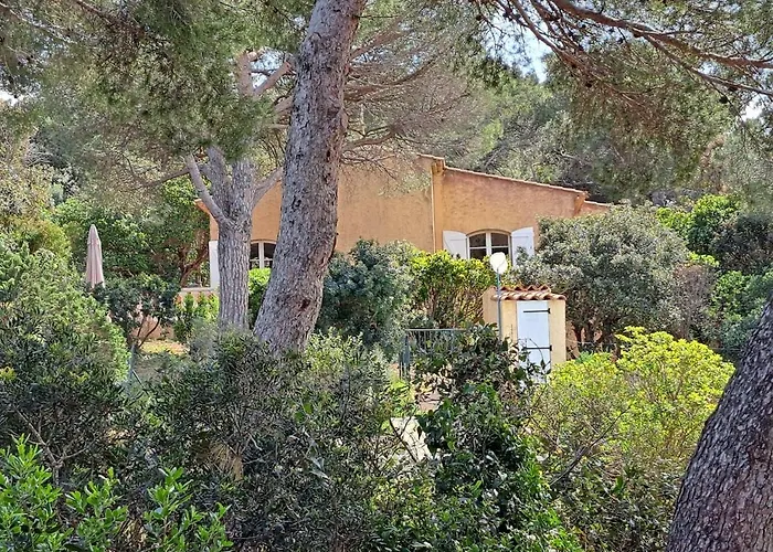 Bastide Presqu Ile De Giens Superbe Vue Piscine Hyeres