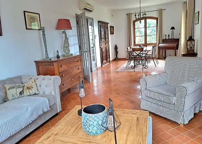 Bastide Presqu Ile De Giens Superbe Vue Piscine Hyeres