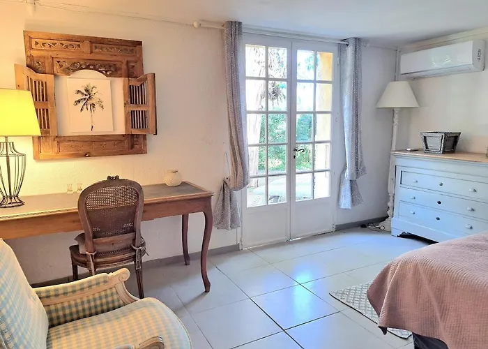 Bastide Presqu Ile De Giens Superbe Vue Piscine Villa *